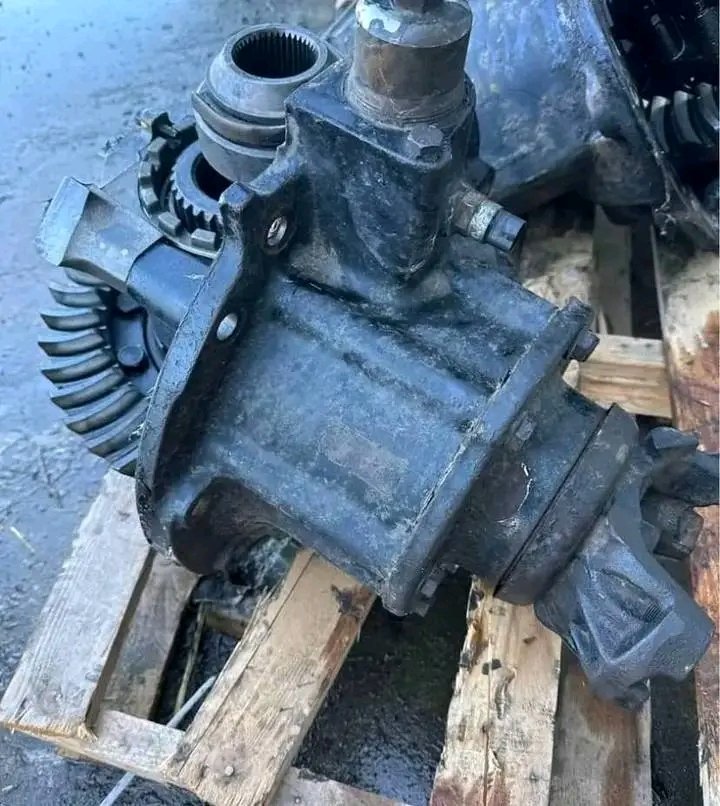 1751222071143 Rockwell deff - Image 1