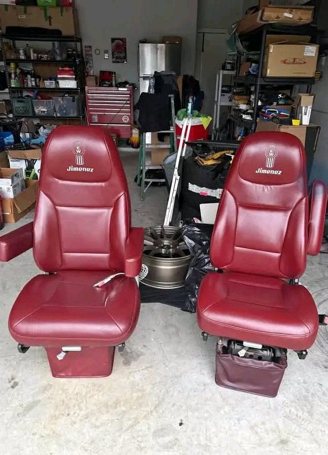 1751222235845 Kenworth seats - Image 1