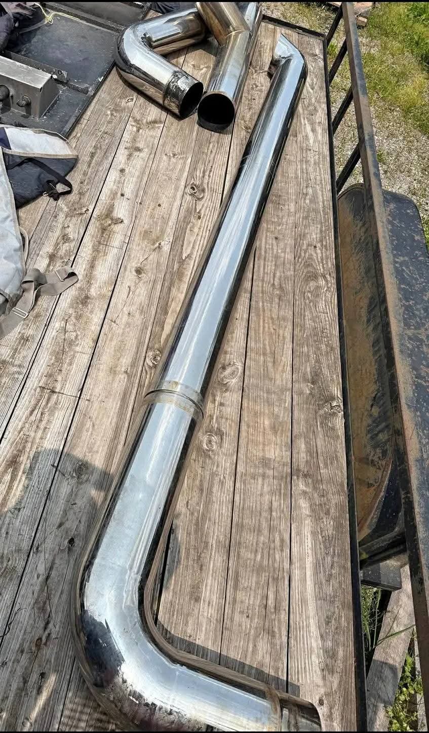 FB_IMG_1751213519749 Peterbilt stack - Image 1