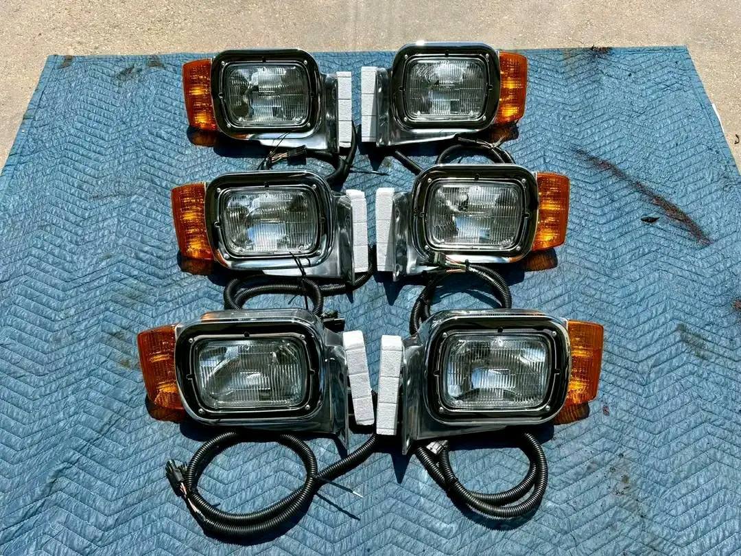FB_IMG_1751743758574 Peterbilt headlights - Image 1